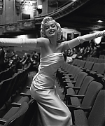 DA-hollywoodauthentic-006.jpg
