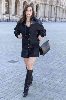 outsidelvfashionshow-001~0.jpg